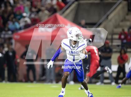 Thumbnail 2 in IMG Academy @ Central (MaxPreps Game of the Week) photogallery.