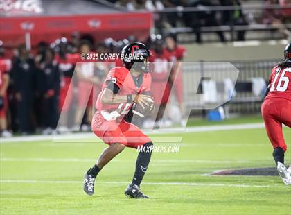 Thumbnail 3 in IMG Academy @ Central (MaxPreps Game of the Week) photogallery.