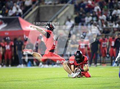 Thumbnail 3 in IMG Academy @ Central (MaxPreps Game of the Week) photogallery.