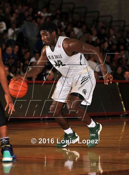 Thumbnail 3 in Centennial vs. De La Salle (Nike Extravaganza) photogallery.