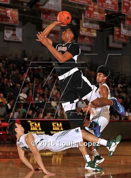 Thumbnail 3 in Centennial vs. De La Salle (Nike Extravaganza) photogallery.