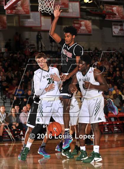 Thumbnail 1 in Centennial vs. De La Salle (Nike Extravaganza) photogallery.