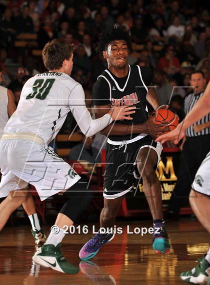 Thumbnail 1 in Centennial vs. De La Salle (Nike Extravaganza) photogallery.
