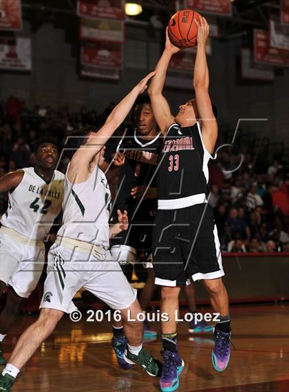 Thumbnail 3 in Centennial vs. De La Salle (Nike Extravaganza) photogallery.