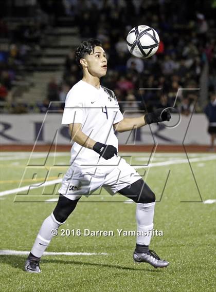 Thumbnail 2 in Marin Academy vs. Ygnacio Valley (CIF NCS D3 Final) photogallery.