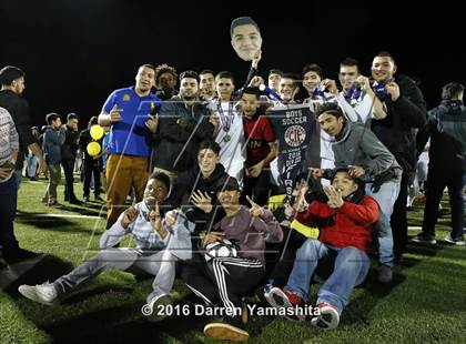 Thumbnail 2 in Marin Academy vs. Ygnacio Valley (CIF NCS D3 Final) photogallery.