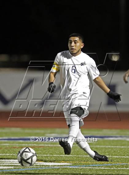 Thumbnail 3 in Marin Academy vs. Ygnacio Valley (CIF NCS D3 Final) photogallery.