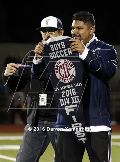 Thumbnail 1 in Marin Academy vs. Ygnacio Valley (CIF NCS D3 Final) photogallery.