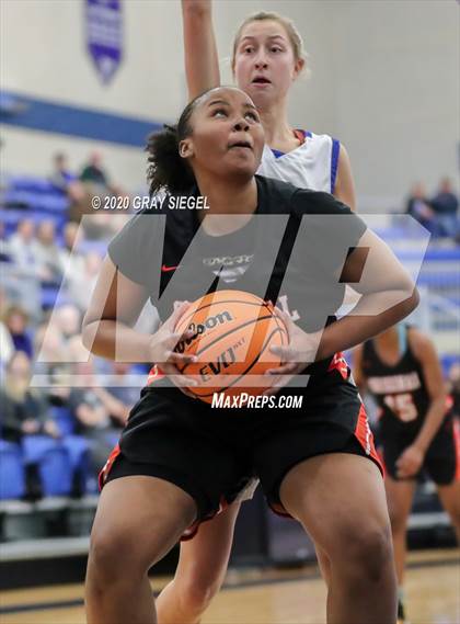 Thumbnail 3 in Deer Creek vs. Putnam City photogallery.