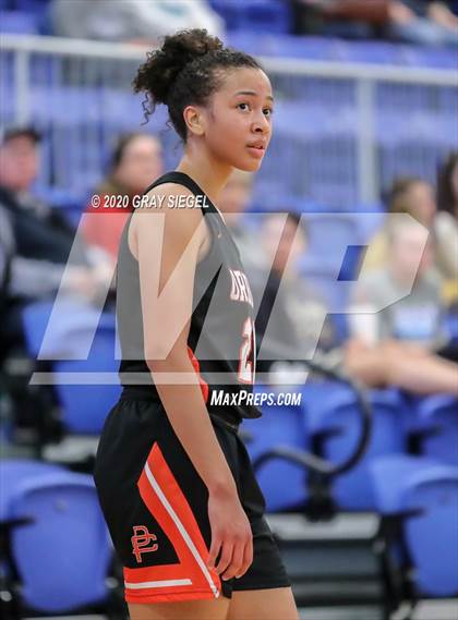 Thumbnail 2 in Deer Creek vs. Putnam City photogallery.