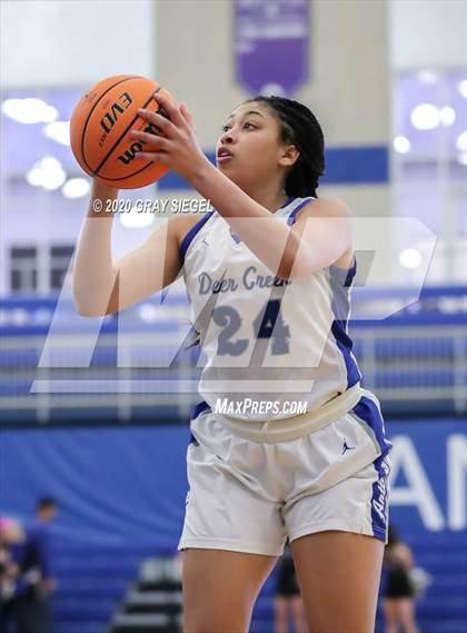 Thumbnail 3 in Deer Creek vs. Putnam City photogallery.