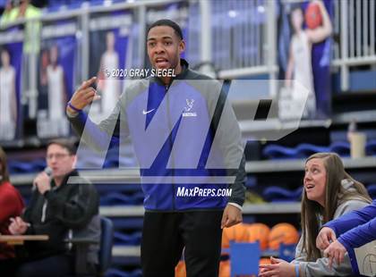 Thumbnail 2 in Deer Creek vs. Putnam City photogallery.