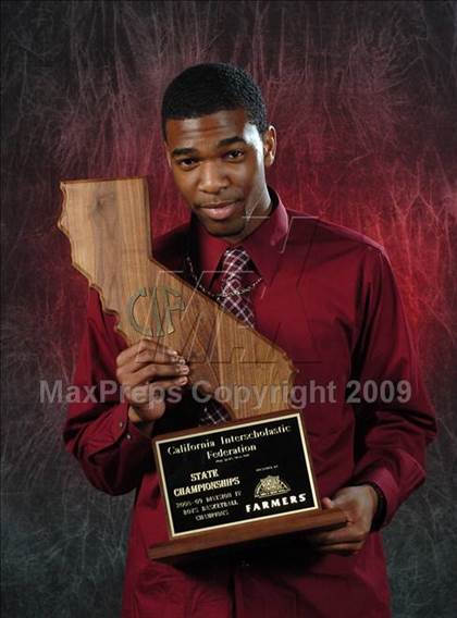 Thumbnail 3 in Salesian (CIF State D4 Award Photos) photogallery.