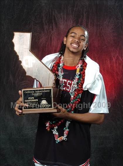 Thumbnail 2 in Salesian (CIF State D4 Award Photos) photogallery.