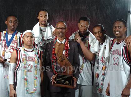 Thumbnail 2 in Salesian (CIF State D4 Award Photos) photogallery.