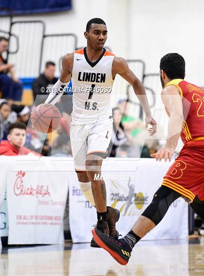 Thumbnail 3 in North Bergen vs Linden (Metro Classic) photogallery.
