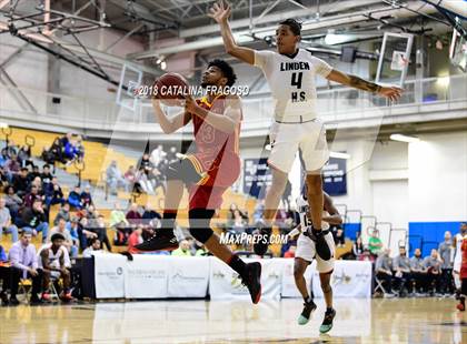 Thumbnail 3 in North Bergen vs Linden (Metro Classic) photogallery.