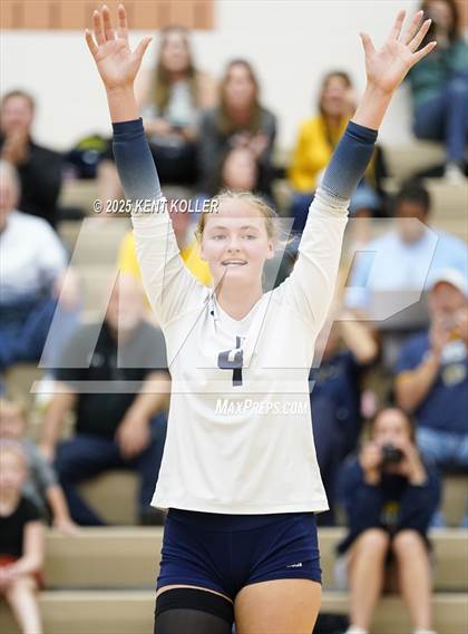 Thumbnail 2 in Clarkston @ Stoney Creek photogallery.