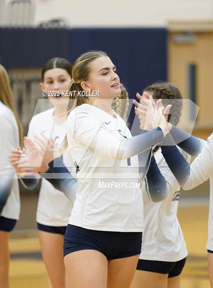 Thumbnail 1 in Clarkston @ Stoney Creek photogallery.