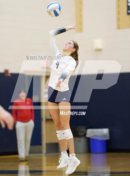 Thumbnail 2 in Clarkston @ Stoney Creek photogallery.