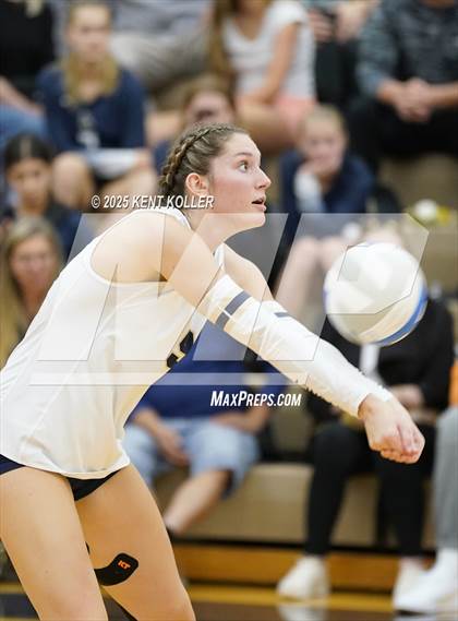 Thumbnail 2 in Clarkston @ Stoney Creek photogallery.