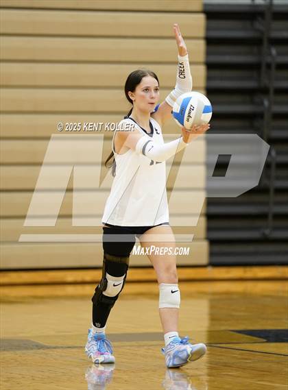 Thumbnail 1 in Clarkston @ Stoney Creek photogallery.