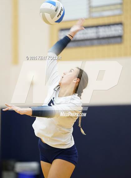 Thumbnail 3 in Clarkston @ Stoney Creek photogallery.
