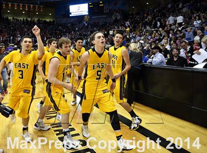Thumbnail 1 in Pueblo East vs. Denver South (CHSAA 4A Final) photogallery.