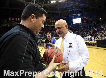 Thumbnail 1 in Pueblo East vs. Denver South (CHSAA 4A Final) photogallery.