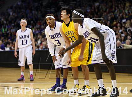 Thumbnail 3 in Pueblo East vs. Denver South (CHSAA 4A Final) photogallery.