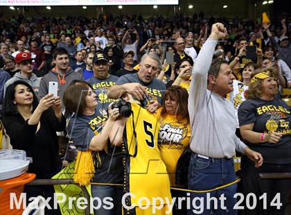 Thumbnail 1 in Pueblo East vs. Denver South (CHSAA 4A Final) photogallery.