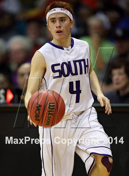 Thumbnail 1 in Pueblo East vs. Denver South (CHSAA 4A Final) photogallery.
