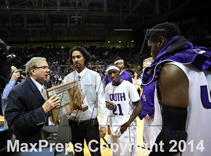 Thumbnail 3 in Pueblo East vs. Denver South (CHSAA 4A Final) photogallery.