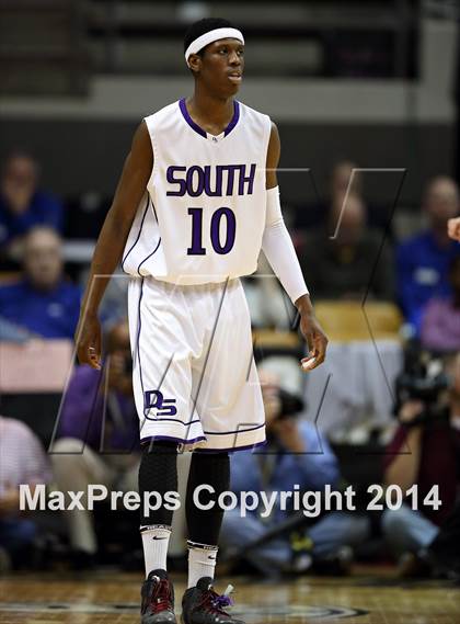 Thumbnail 3 in Pueblo East vs. Denver South (CHSAA 4A Final) photogallery.