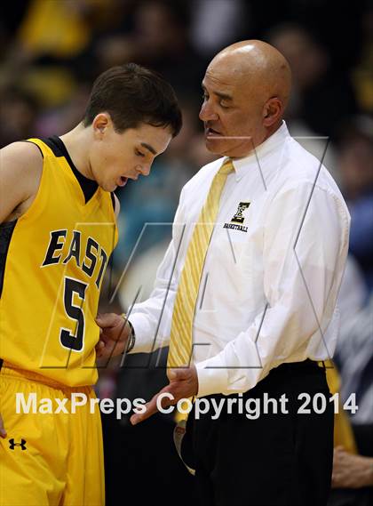 Thumbnail 1 in Pueblo East vs. Denver South (CHSAA 4A Final) photogallery.