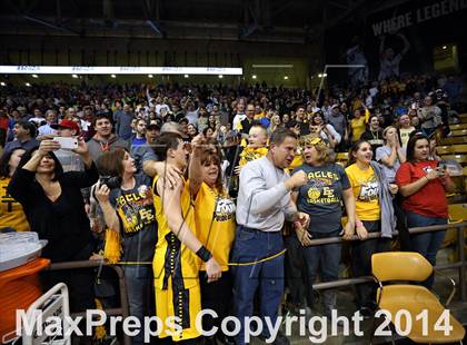 Thumbnail 1 in Pueblo East vs. Denver South (CHSAA 4A Final) photogallery.