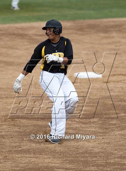 Thumbnail 3 in Portsmouth vs. Souhegan (NHIAA Division 2 Final) photogallery.