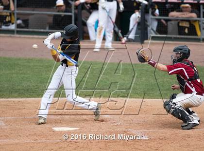 Thumbnail 3 in Portsmouth vs. Souhegan (NHIAA Division 2 Final) photogallery.