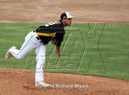Thumbnail 3 in Portsmouth vs. Souhegan (NHIAA Division 2 Final) photogallery.