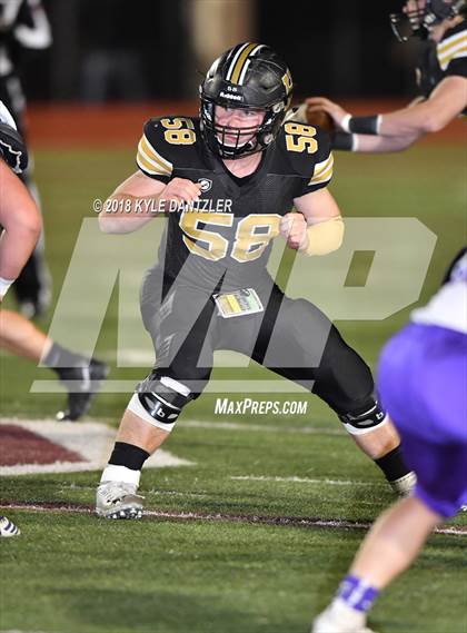 Thumbnail 1 in Jacksboro vs. Henrietta (UIL 3A Division 2 Region 2 Bi-District) photogallery.