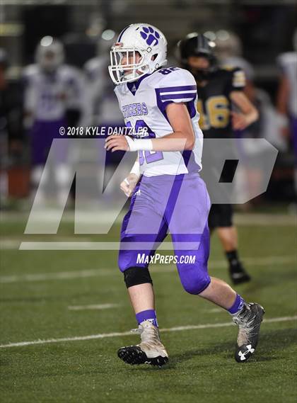 Thumbnail 3 in Jacksboro vs. Henrietta (UIL 3A Division 2 Region 2 Bi-District) photogallery.