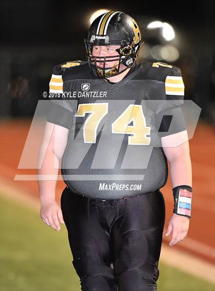 Thumbnail 1 in Jacksboro vs. Henrietta (UIL 3A Division 2 Region 2 Bi-District) photogallery.