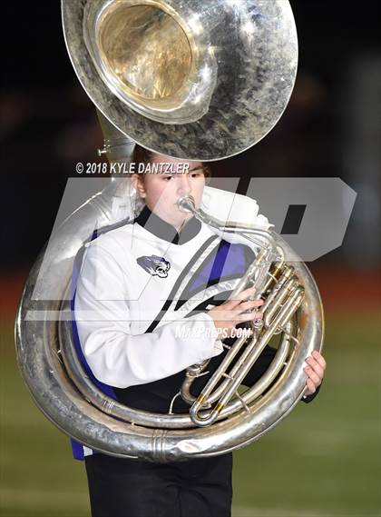 Thumbnail 3 in Jacksboro vs. Henrietta (UIL 3A Division 2 Region 2 Bi-District) photogallery.