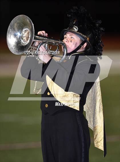 Thumbnail 3 in Jacksboro vs. Henrietta (UIL 3A Division 2 Region 2 Bi-District) photogallery.