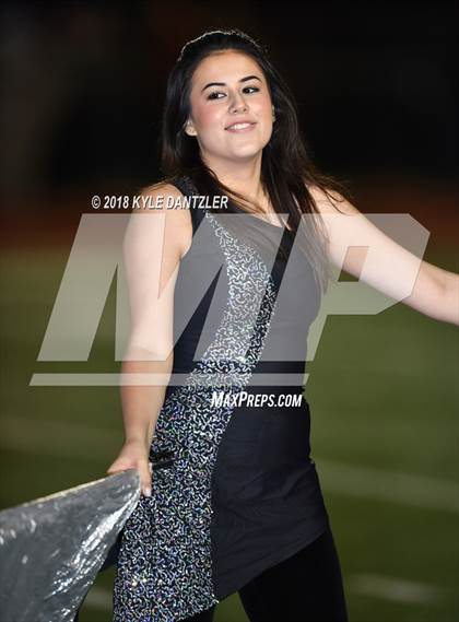 Thumbnail 1 in Jacksboro vs. Henrietta (UIL 3A Division 2 Region 2 Bi-District) photogallery.