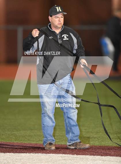 Thumbnail 3 in Jacksboro vs. Henrietta (UIL 3A Division 2 Region 2 Bi-District) photogallery.