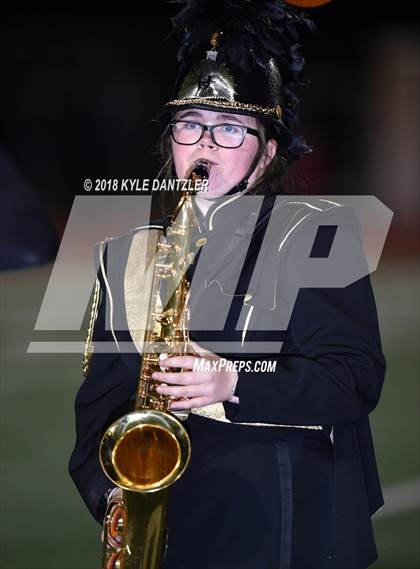 Thumbnail 3 in Jacksboro vs. Henrietta (UIL 3A Division 2 Region 2 Bi-District) photogallery.