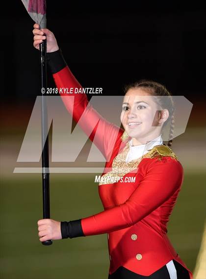 Thumbnail 2 in Jacksboro vs. Henrietta (UIL 3A Division 2 Region 2 Bi-District) photogallery.