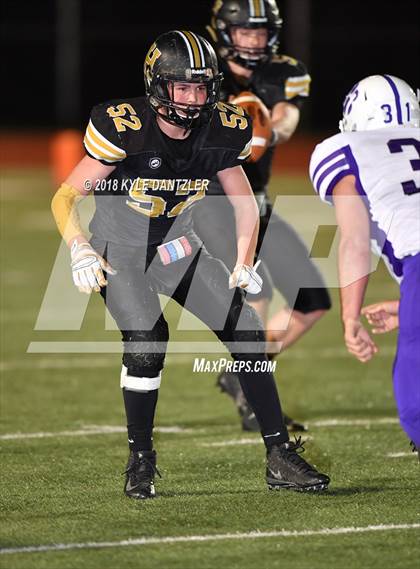 Thumbnail 2 in Jacksboro vs. Henrietta (UIL 3A Division 2 Region 2 Bi-District) photogallery.