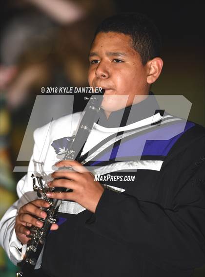 Thumbnail 2 in Jacksboro vs. Henrietta (UIL 3A Division 2 Region 2 Bi-District) photogallery.